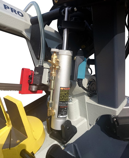 La bande de coupe métallique a vu BF 210 SC M pro-manuelle et contrôlée dese