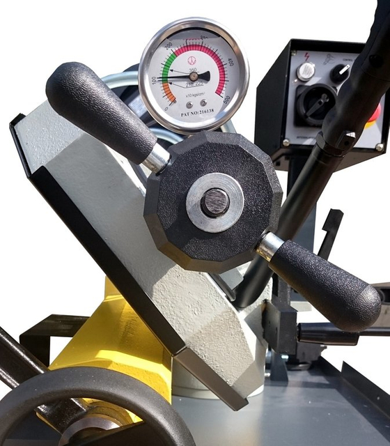 Bande de coupe métallique scie BF 350 DS TF - Descente manuelle et contrôleur