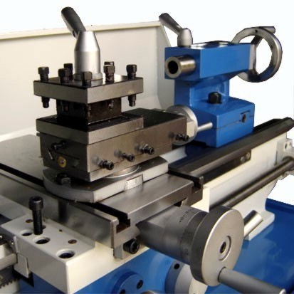 Machine de tour pour métal FTX 550x250-to