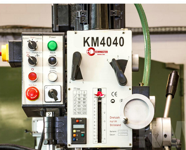 Machine de forage de stand KM4040