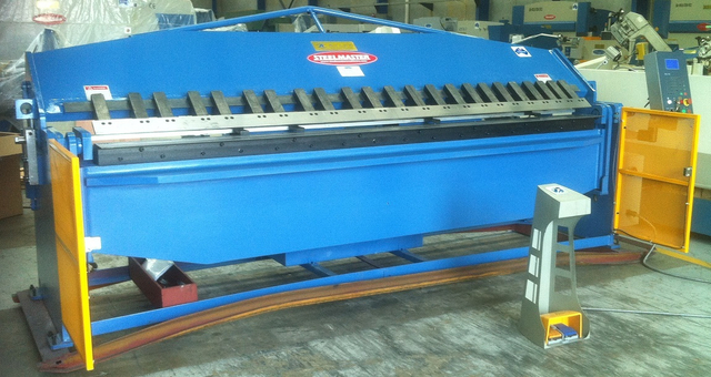 FHPB3206. Dossier panbrake. Complet hydraulique. 3200 mm x 6 mm avec réglage de pli d'angle de réglage rapide.