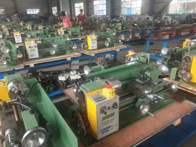 MINI LATHE CJ0618X350MM MOTEUR DC sans balais 