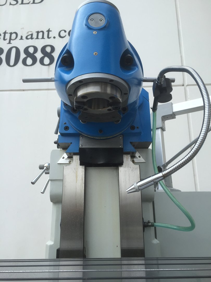 FU-460S-16. Universal Mill 1635 mm x 460 mm Tableau, broche verticale ISO 50, dro à 3 axes