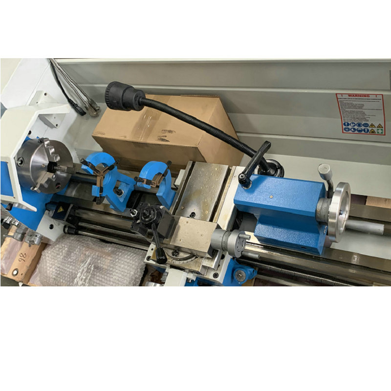 Fréquence Big Spindle Vario Speed ​​Speed ​​Lathe CQ6130V / 750 mm 