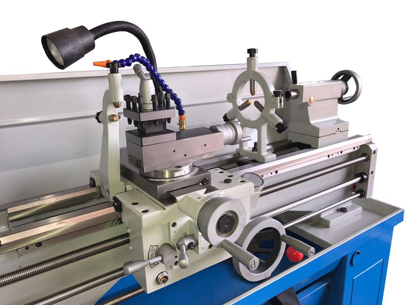 C0636n Couture Lathe 