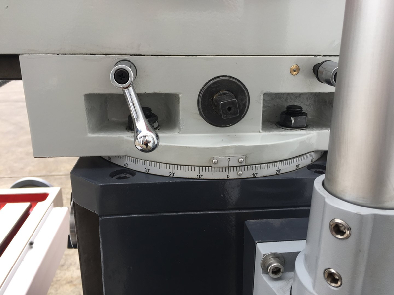 ZX7550CW Universal Mill Gear Drive avec lecture numérique à 3 axes,
