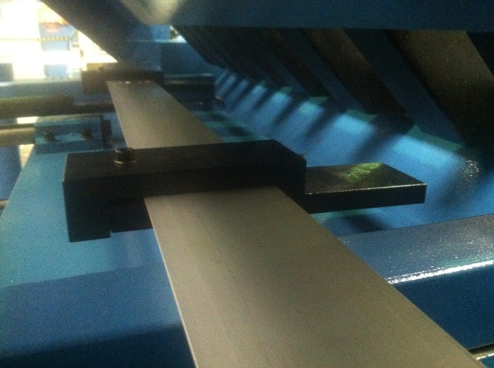 FHPB4004. Dossier panbrake. Complet hydraulique. 4000 mm x 4 mm avec réglage de pliage d'angle de réglage rapide.