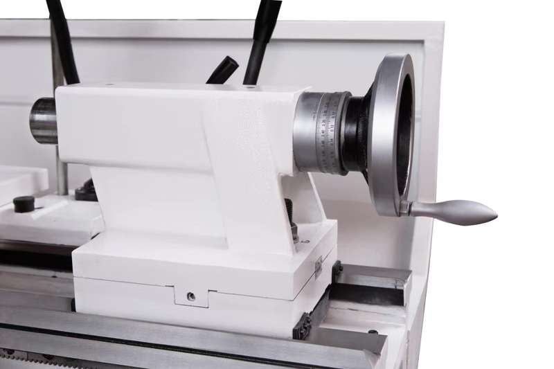 Lathe d'atelier moins cher C6140A (400x1000)