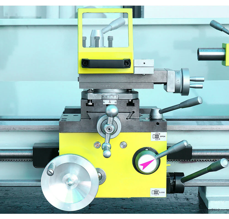 MOTEUR HX330V (330X750MM) Vario 1500W avec 160 mm Chuck 915 * 330 mm Machine de tour en métal bricolage