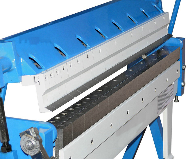 Machine de pliage manuelle ABK 1050B