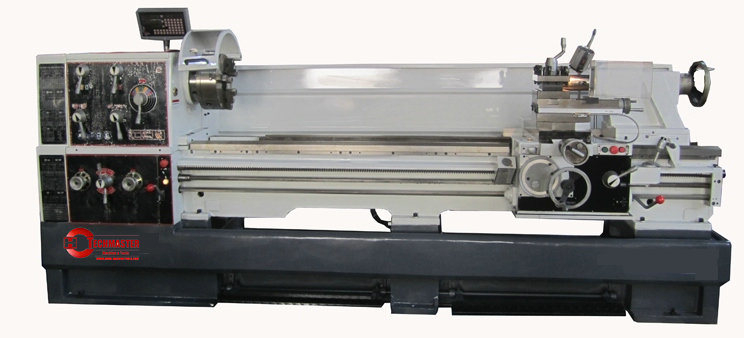 Lathe en métal horizontal industriel D660x1500 / D660X2000 / D660X3000